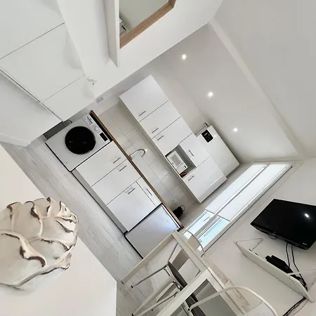 Appartement Les Pins Pinede Sector - 4 People